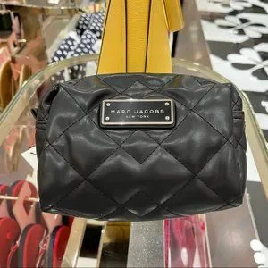 Marc Jacobs racial Quilted Cosmetic